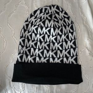 michael kors hat